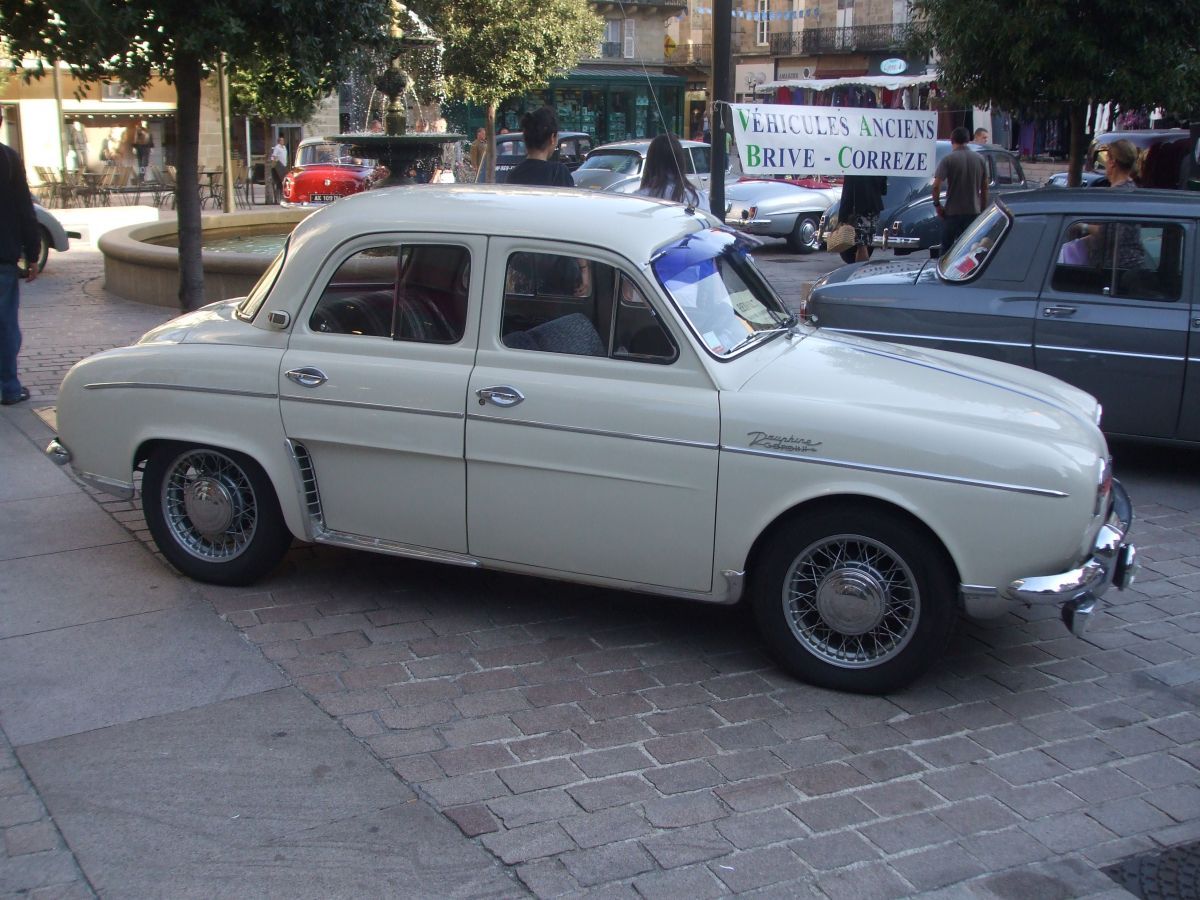 DauphineGordiniatCarShowplaceduCivoireBrivelaGaillardeFrance